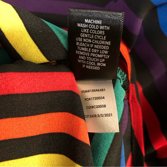 Torrid ABBEY GEORGETTE BUTTON BACK BLOUSE - Picture 5 of 5